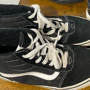 Vans Kids Shoes - Black and White